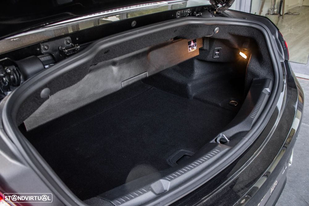 Mercedes-Benz E 220 d AMG Line Aut. - 33