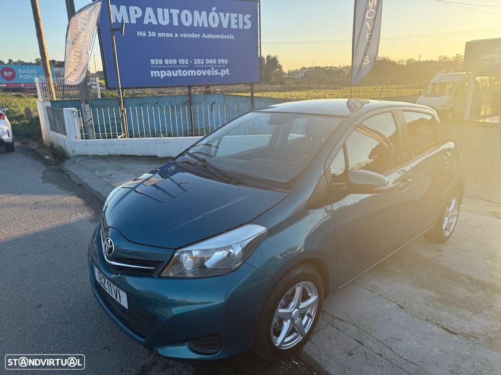 Toyota Yaris 1.4 D-4D Comfort+Navi - 11