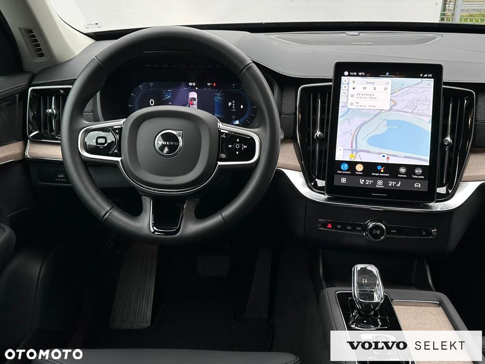 Volvo XC 90 - 22