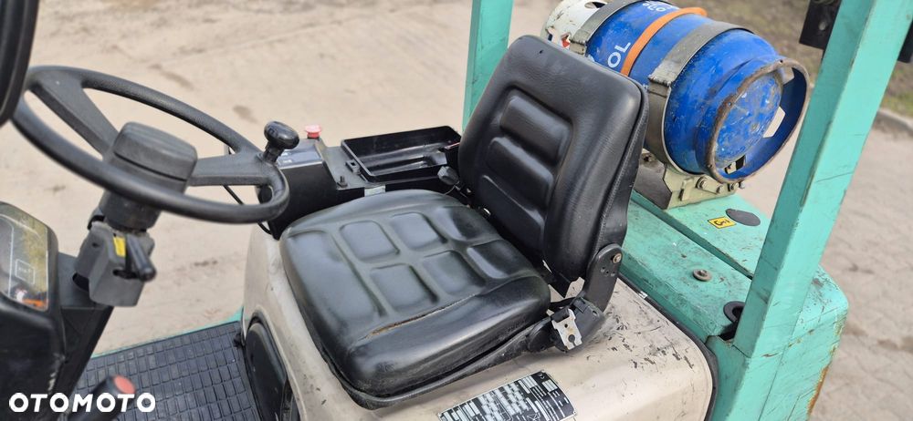 Mitsubishi EF25A - 27