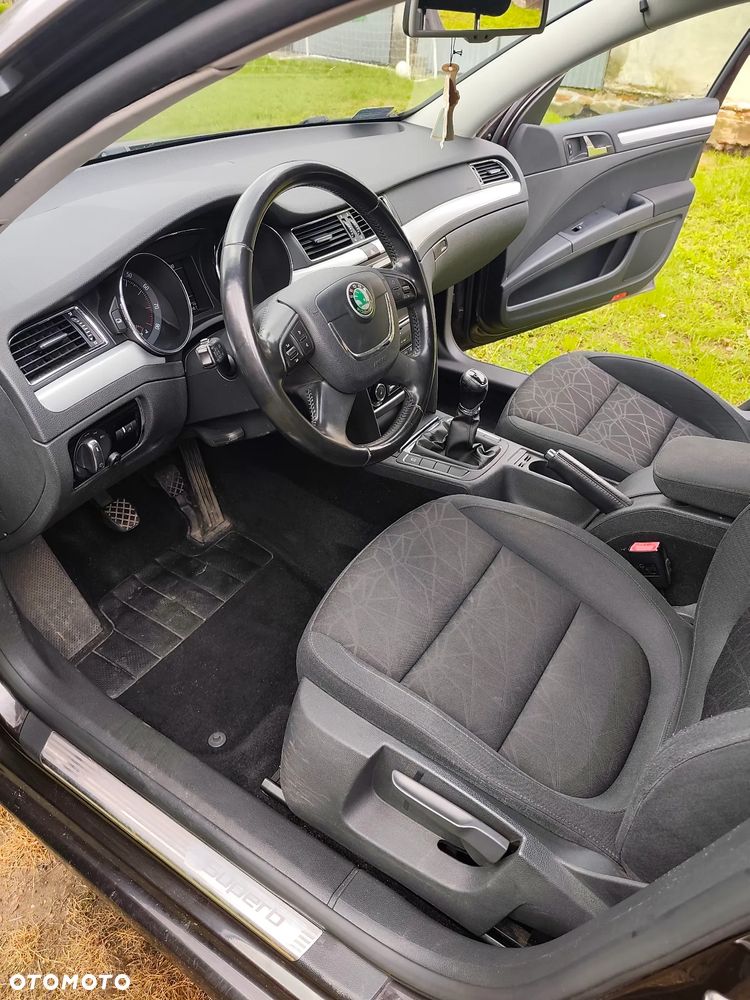 Skoda Superb 1.8 TSI Family - 11