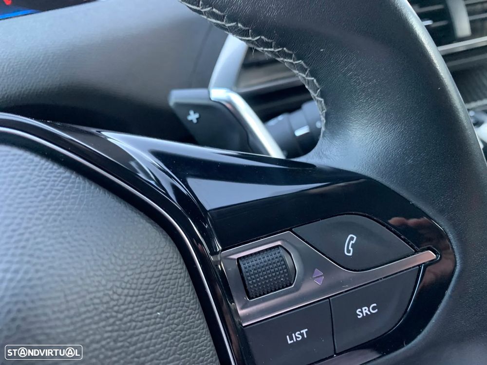 Peugeot 3008 1.5 BlueHDi Allure Pack EAT8 - 24