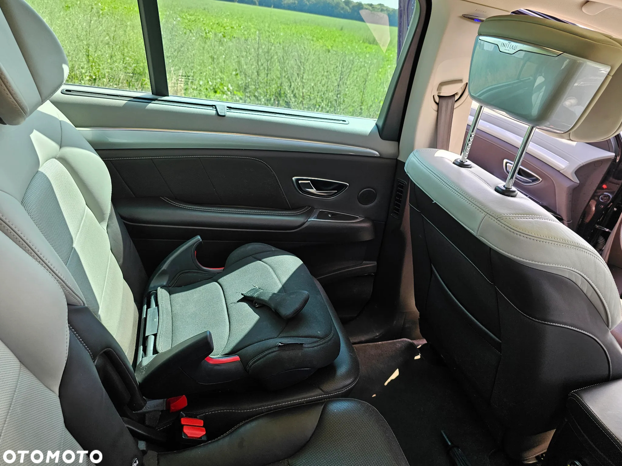 Renault Espace 1.6 dCi Energy Initiale Paris EDC - 9