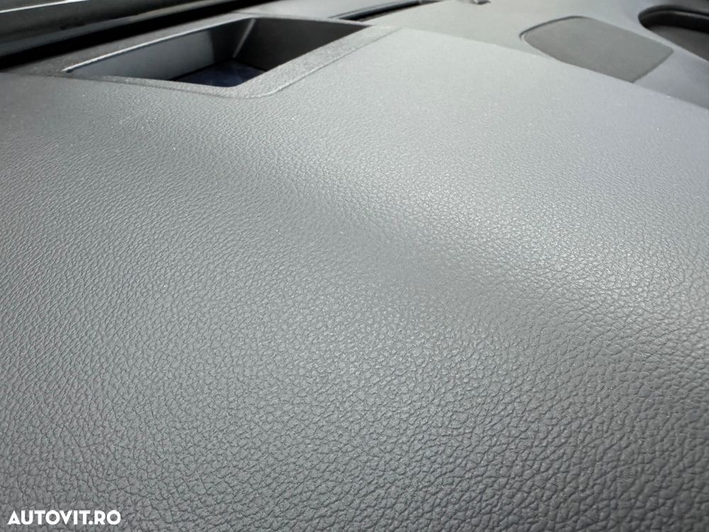 Hyundai Santa Fe 1.6 Plugin-Hybrid 4WD Signature - 38