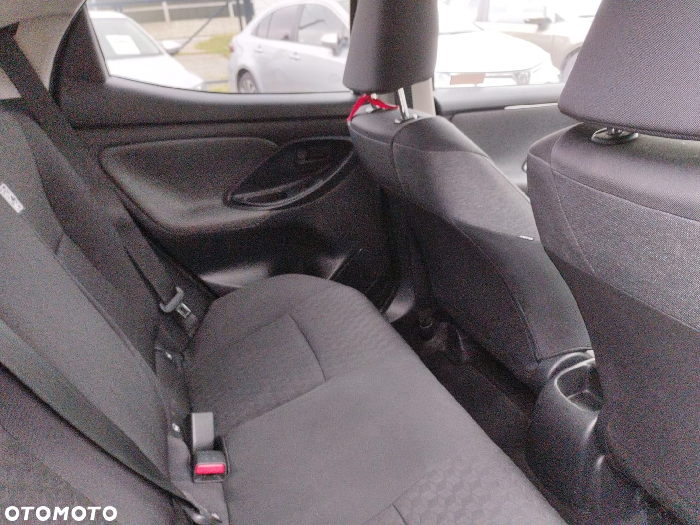 Toyota Yaris - 10
