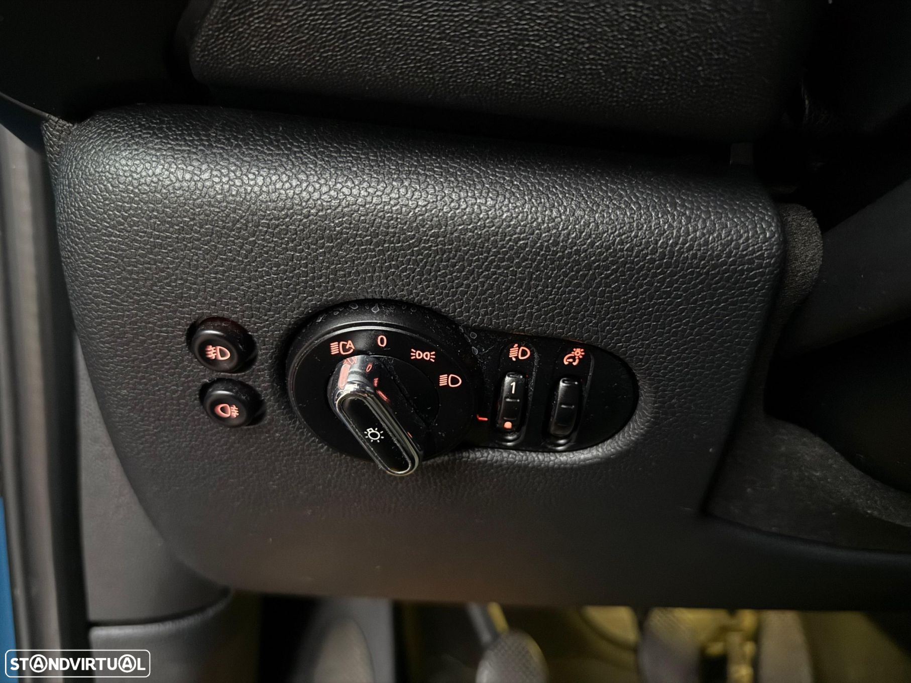 MINI 5 Portas Cooper D - 12