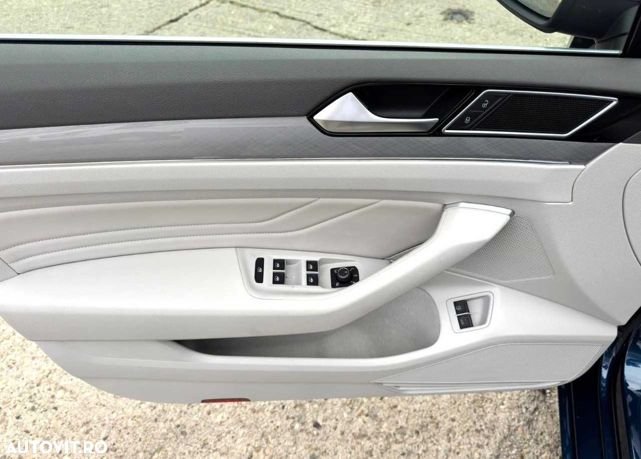 Volkswagen Passat - 17