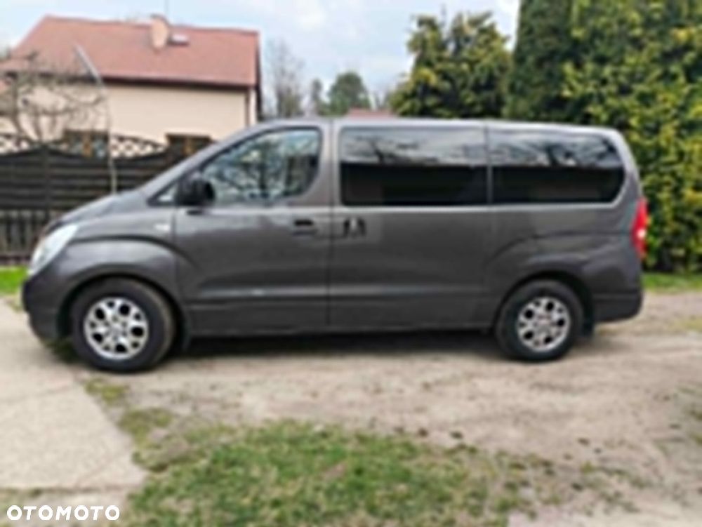 Hyundai H-1 - 12