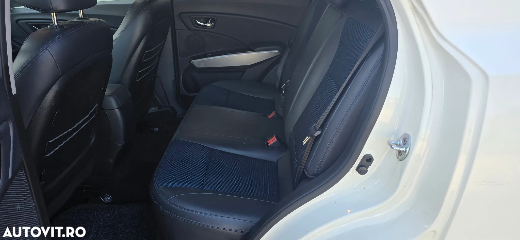 SsangYong Tivoli 1.6l e-XDI STD - 9