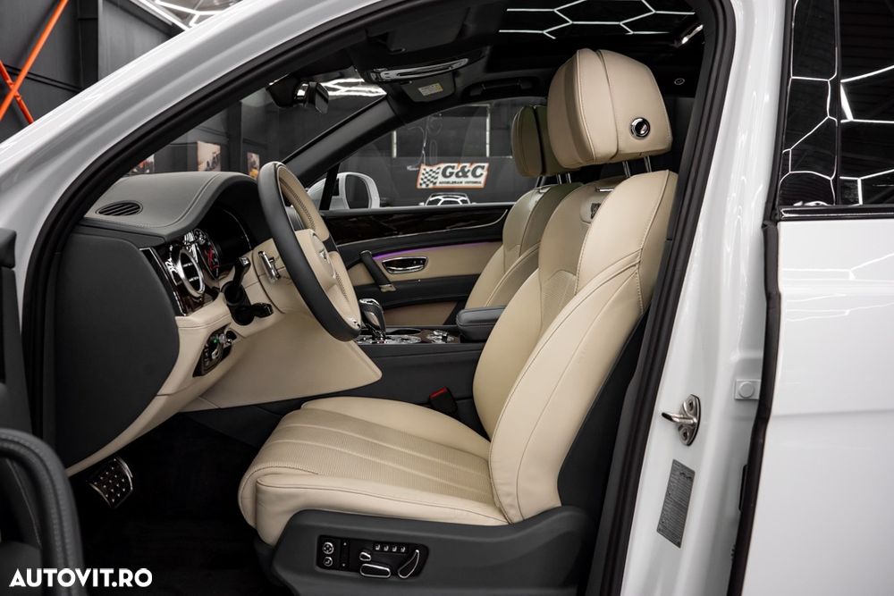 Bentley Bentayga Hybrid - 15