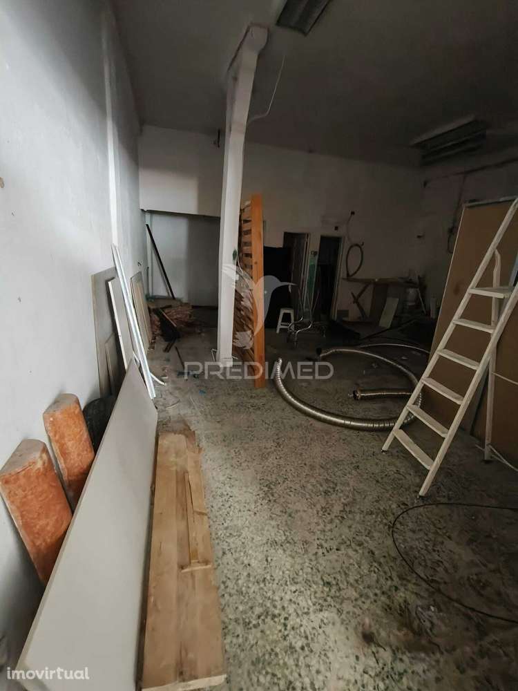 Loja na Cruz de Pau - Grande imagem: 4/6