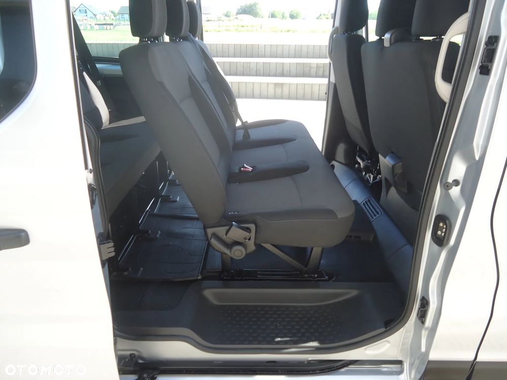 Renault Trafic - 15