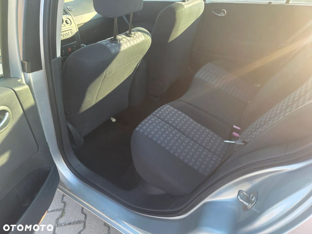 Renault Megane 1.6 16V Confort Dynamique - 6