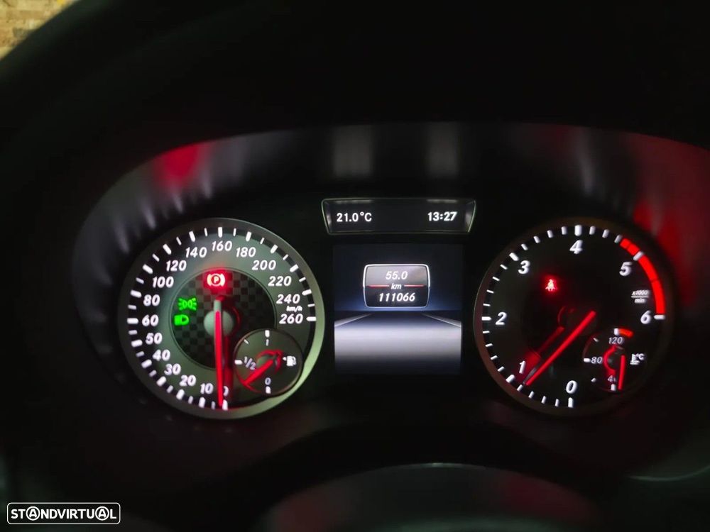 Mercedes-Benz A 180 d AMG Line - 11