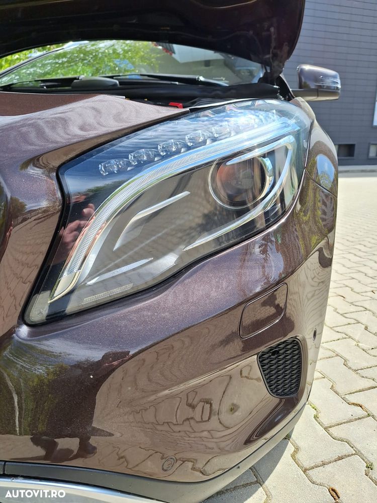 Mercedes-Benz GLA 220 CDI 4MATIC 7G-DCT - 2