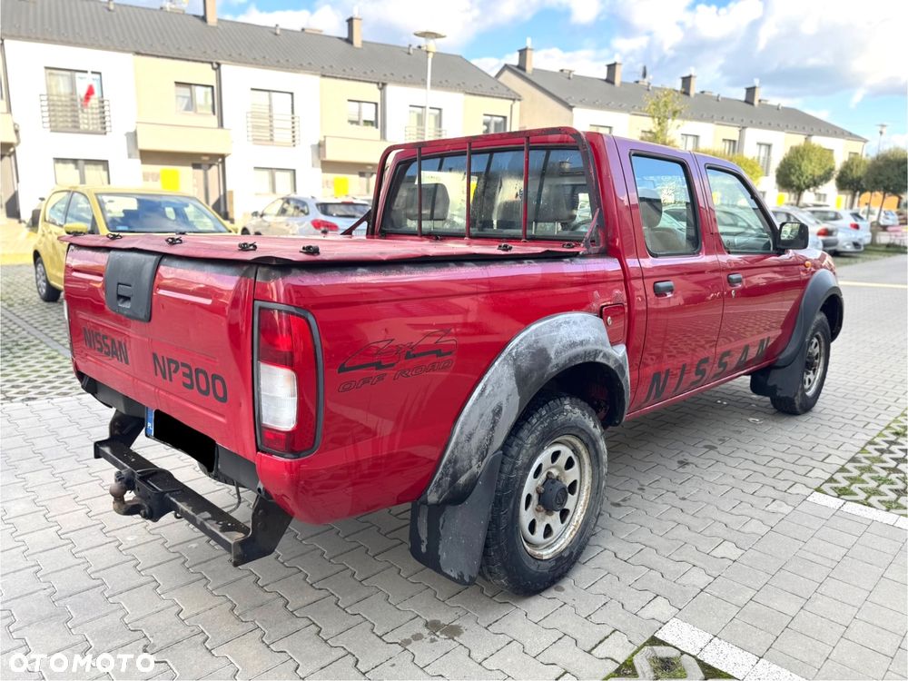 Nissan Navara - 2