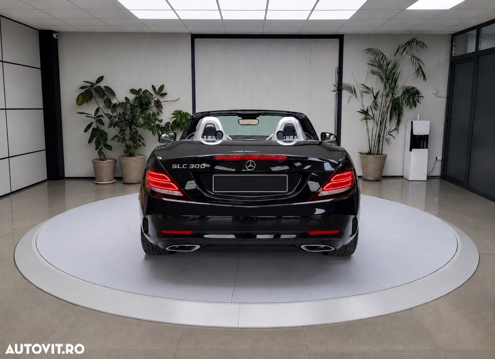 Mercedes-Benz SLC 300 9G-TRONIC - 6