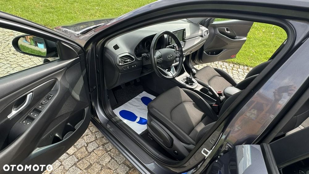 Hyundai i30 - 21