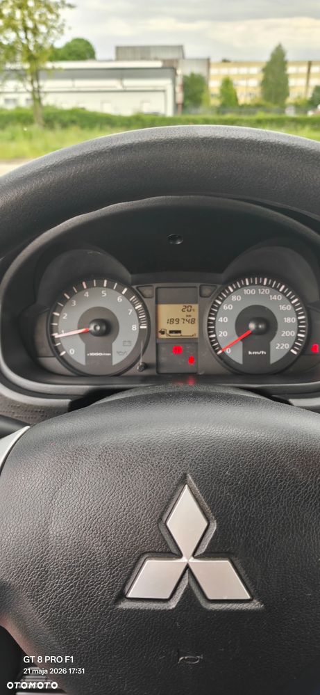 Mitsubishi Colt - 9