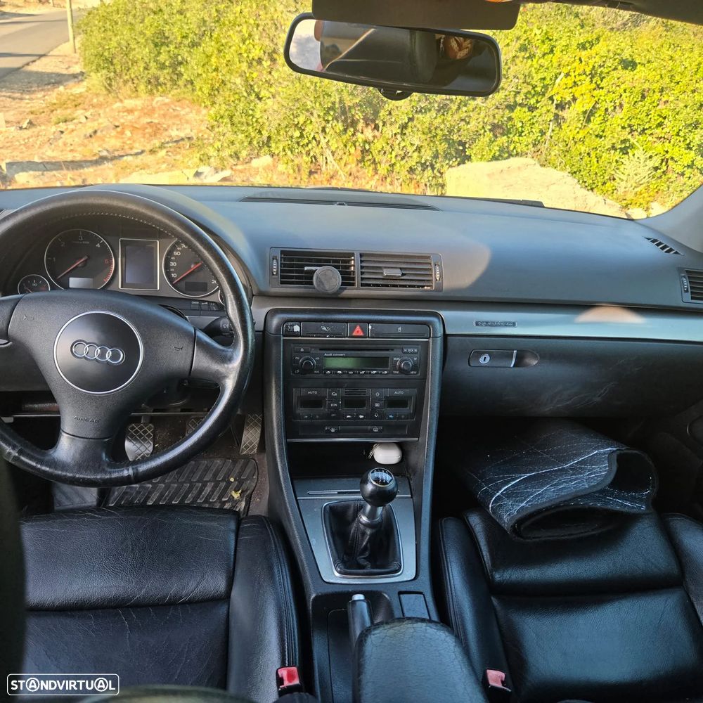 Audi A4 Avant 2.5 TDI quattro - 5