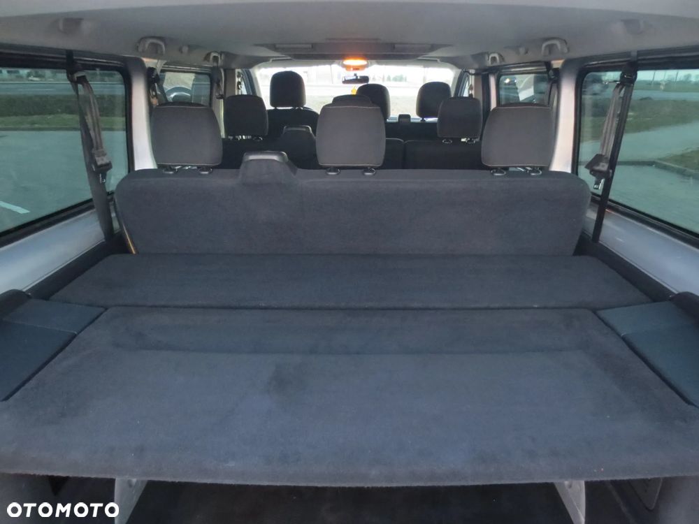 Renault Trafic - 25