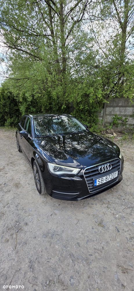 Audi A3 Sportback - 2