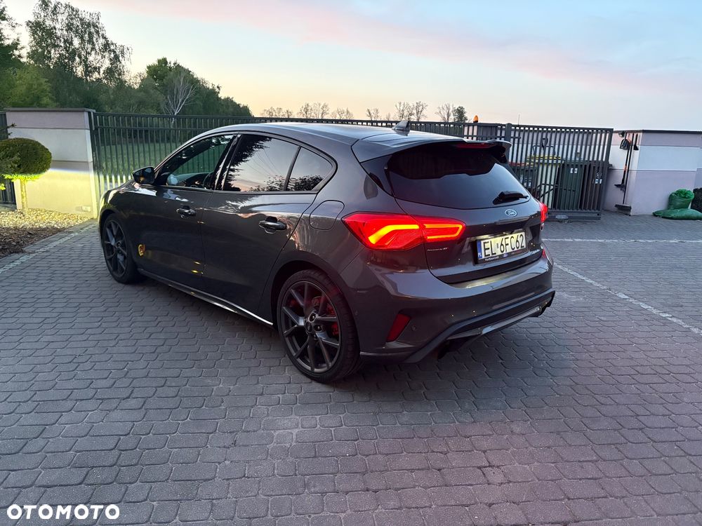 Ford Focus 2.3 EcoBoost ST - 10