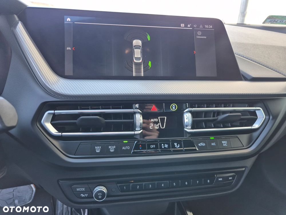 BMW Seria 2 218d M Sport sport - 22