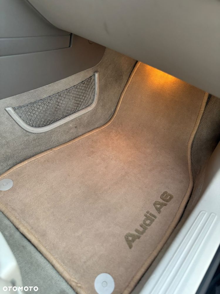 Audi A6 Limousine - 13