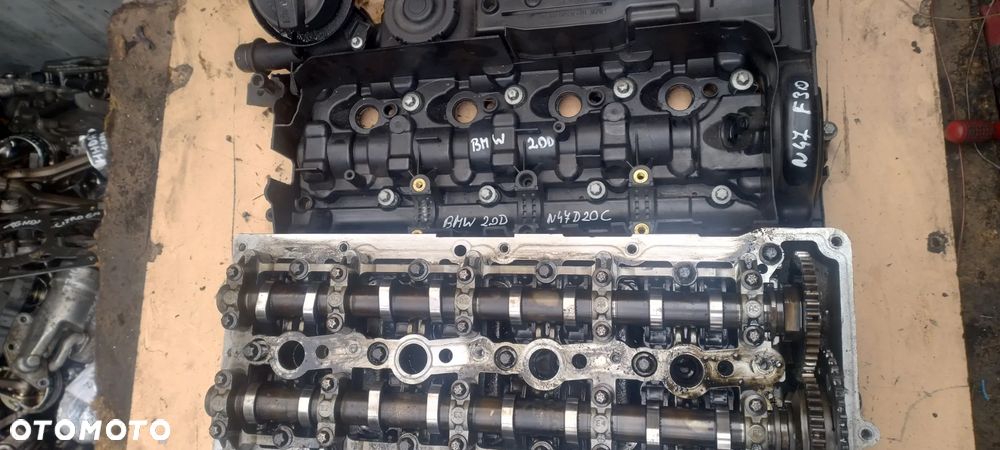 BMW E60 e90 2,0d F10 F11 F30 X1 N47D20C głowica pokrywa wałki 781046303 - 1