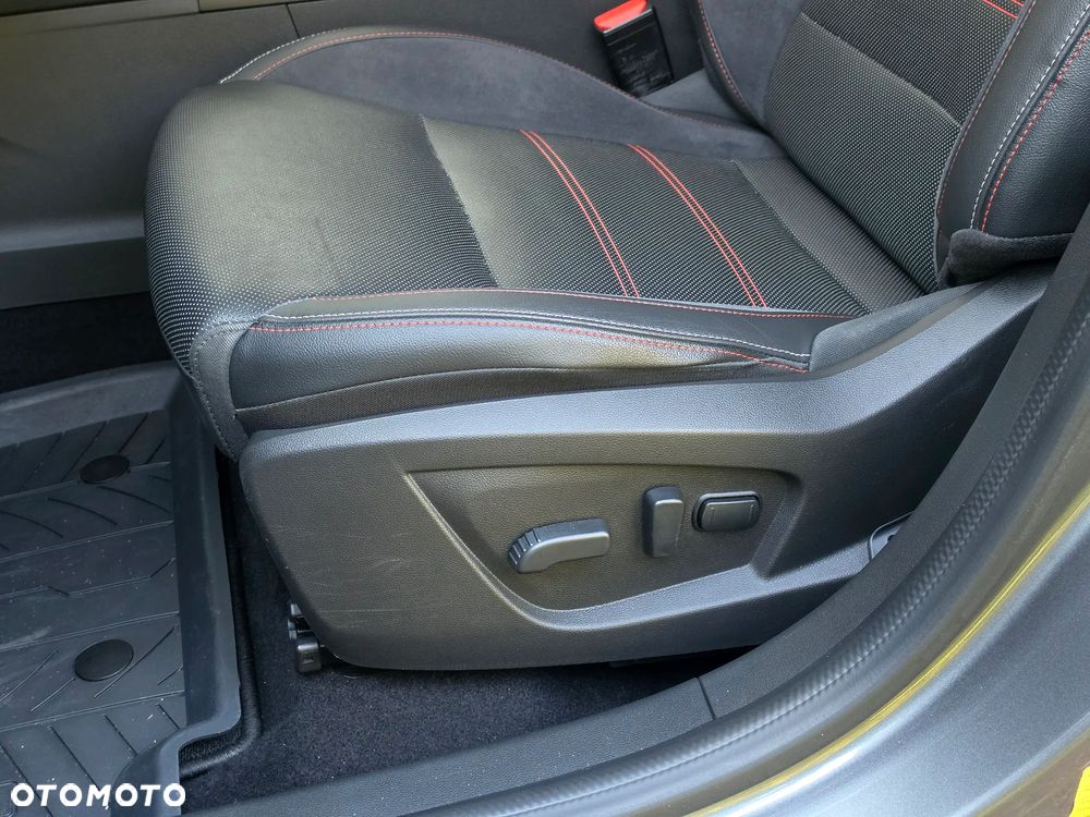 Renault Arkana 1.6 E-TECH R.S Line MMT - 31