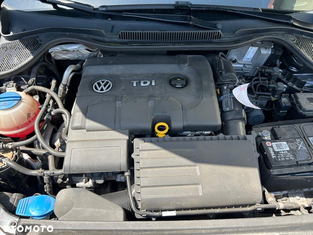 Volkswagen Polo - 8