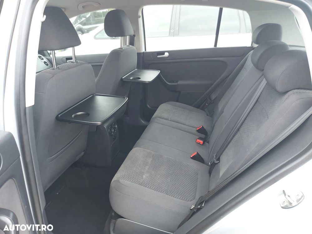 Volkswagen Golf - 15