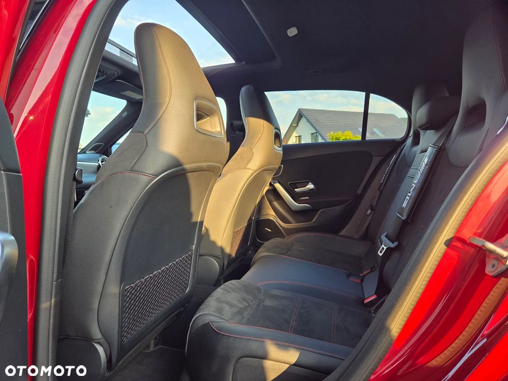 Mercedes-Benz Klasa A 250 4-Matic AMG Line 7G-DCT - 24