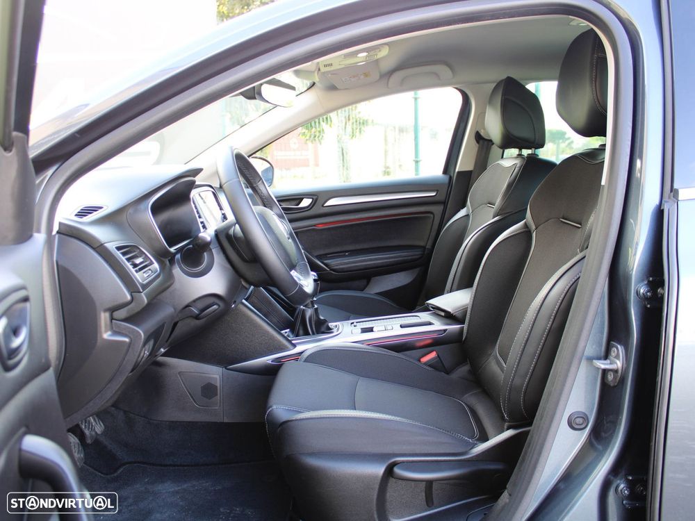 Renault Mégane 1.5 Blue dCi Techno - 23