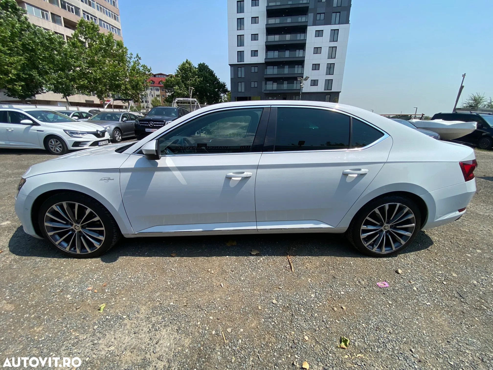 Skoda Superb Combi 1.4 TSI iV DSG L&K - 5