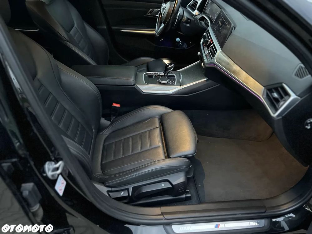 BMW Seria 3 330e M Sport sport - 20