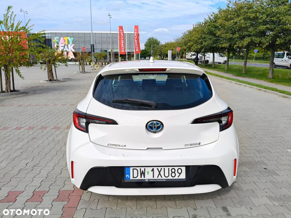 Toyota Corolla 1.8 Hybrid Comfort - 4