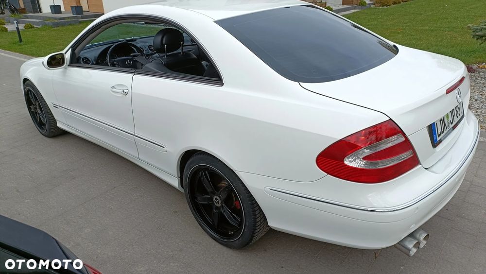 Mercedes-Benz CLK - 2
