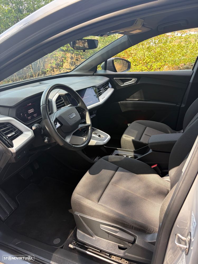 Audi Q4 e-tron - 5
