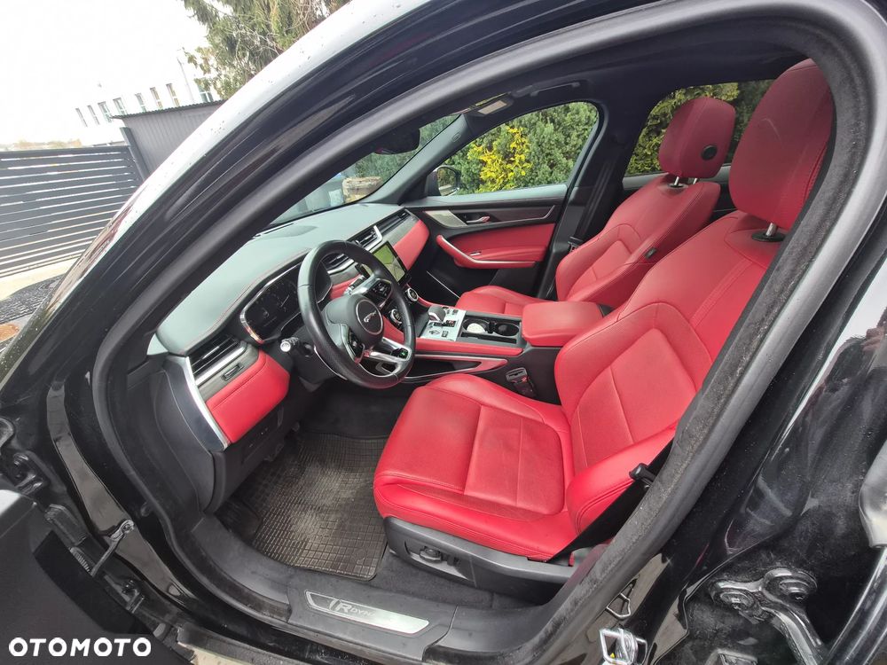 Jaguar F-Pace 2.0 P250 mHEV AWD R-Dynamic S - 17