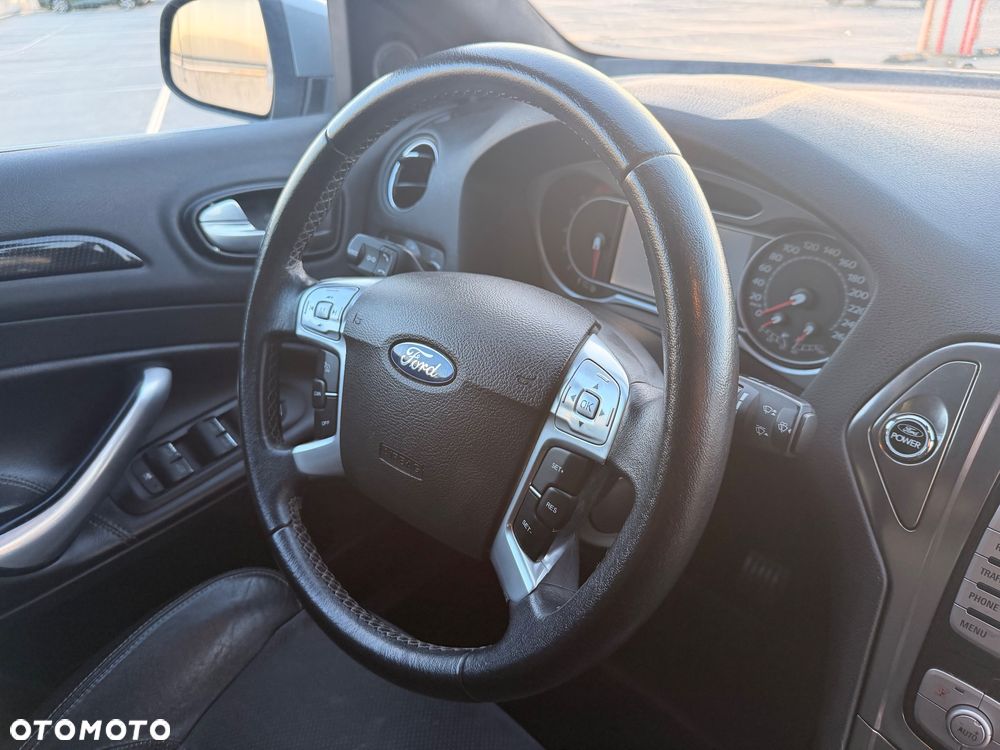 Ford Mondeo 2.5 Titanium S - 16