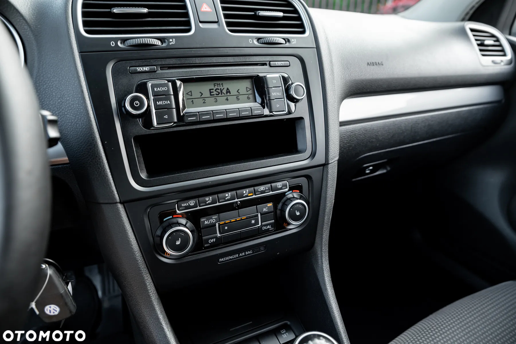 Volkswagen Golf 1.6 Comfortline - 34
