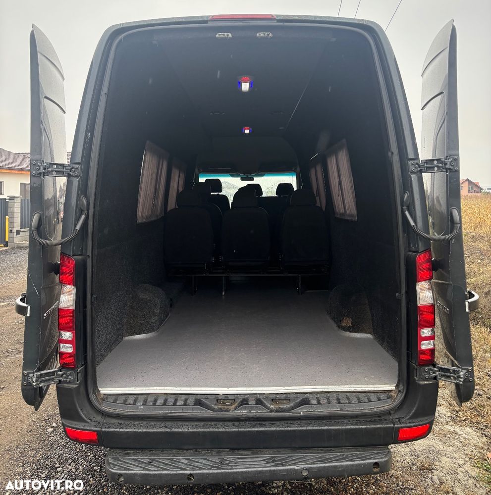 Mercedes-Benz Sprinter - 8