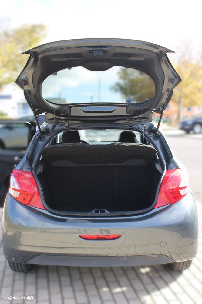 Peugeot 208 1.4 HDi Active - 5