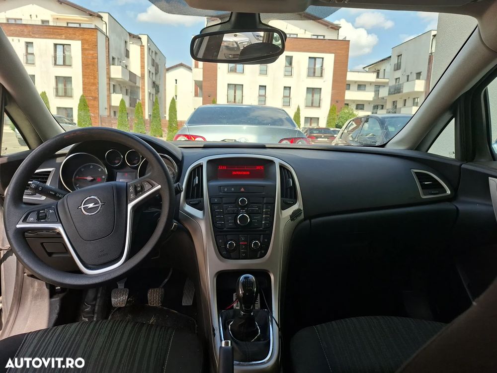 Opel Astra 1.7 CDTI - 8