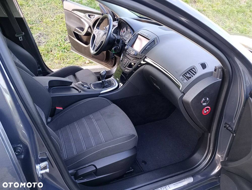 Opel Insignia 1.6 ECOTEC DI Turbo ecoFLEX Start/Stop Business Innovation - 16