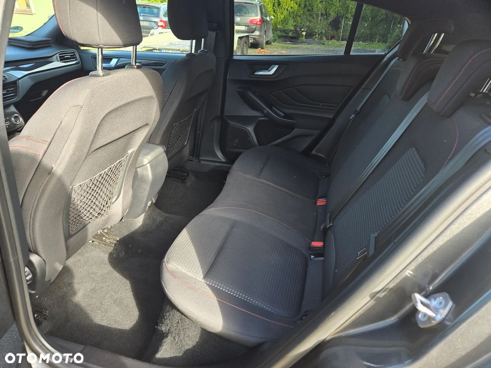 Ford Focus 1.5 EcoBlue Start-Stopp-System ST-LINE VIGNALE - 13