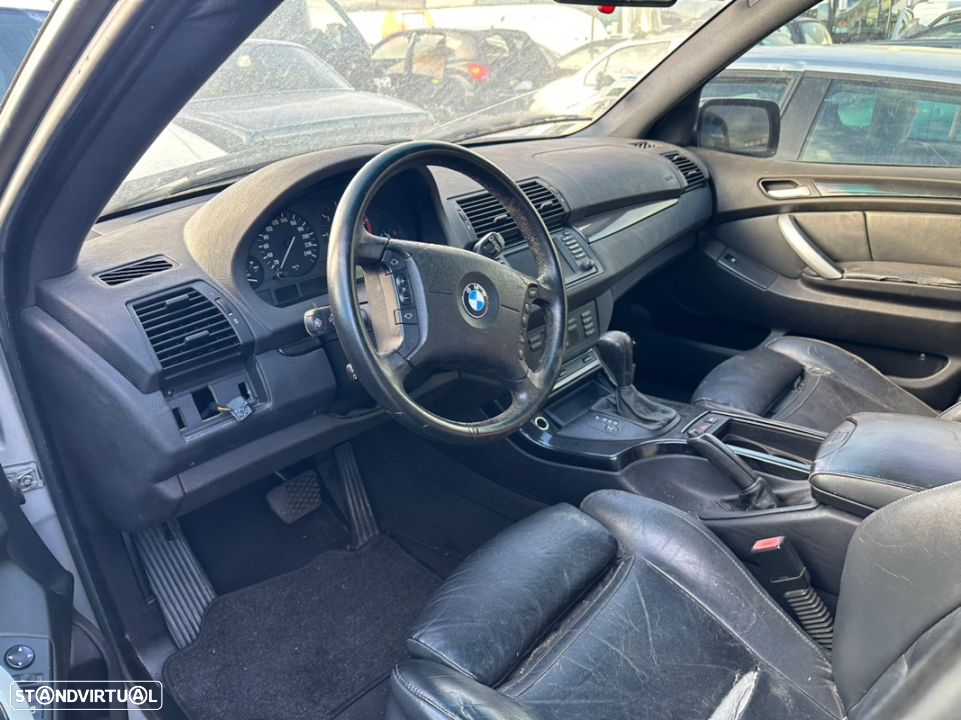 BMW X5 3.0 ano 2001 para Peças - 8