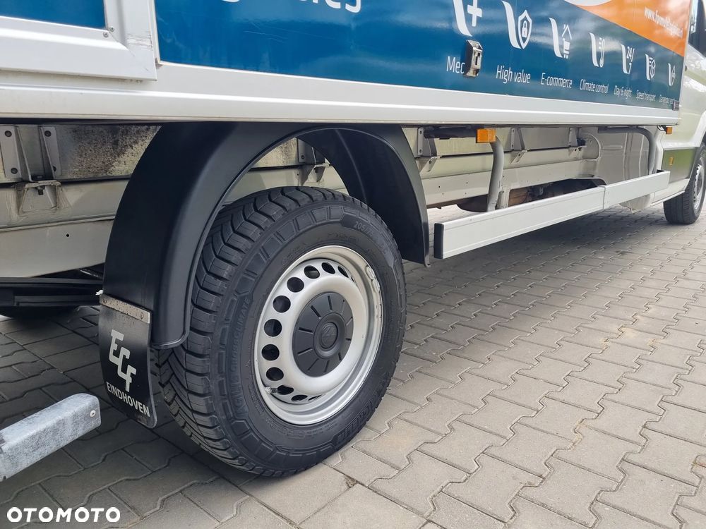 Volkswagen Crafter - 23